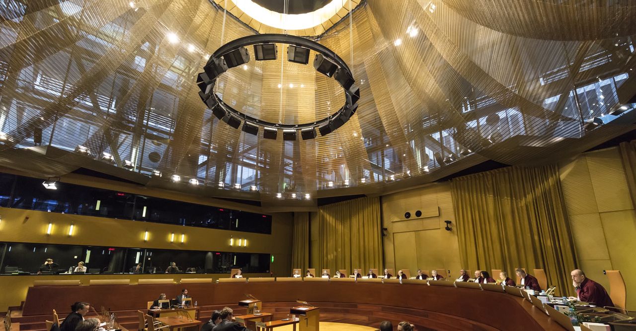 Prof. Grzeszczak: Polska rozsadza Unię od środka