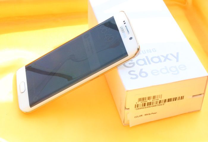 Możesz już kupić Galaxy S6 i S6 edge w obudowach z 24-karatowego złota 13