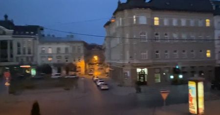 We Lwowie zawyły syreny. Smutne obrazki z opustoszałego miasta