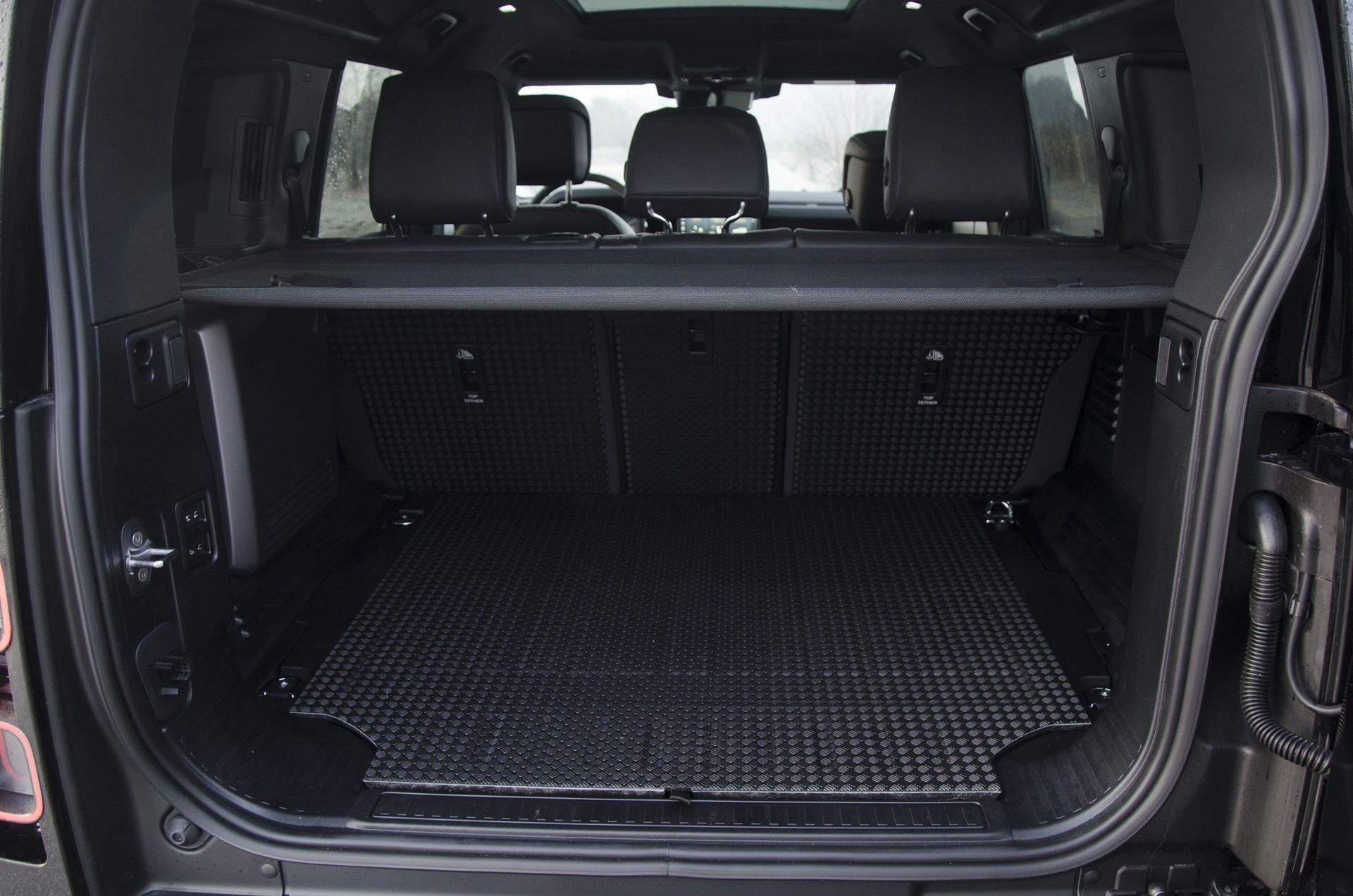 Land Rover Defender V8