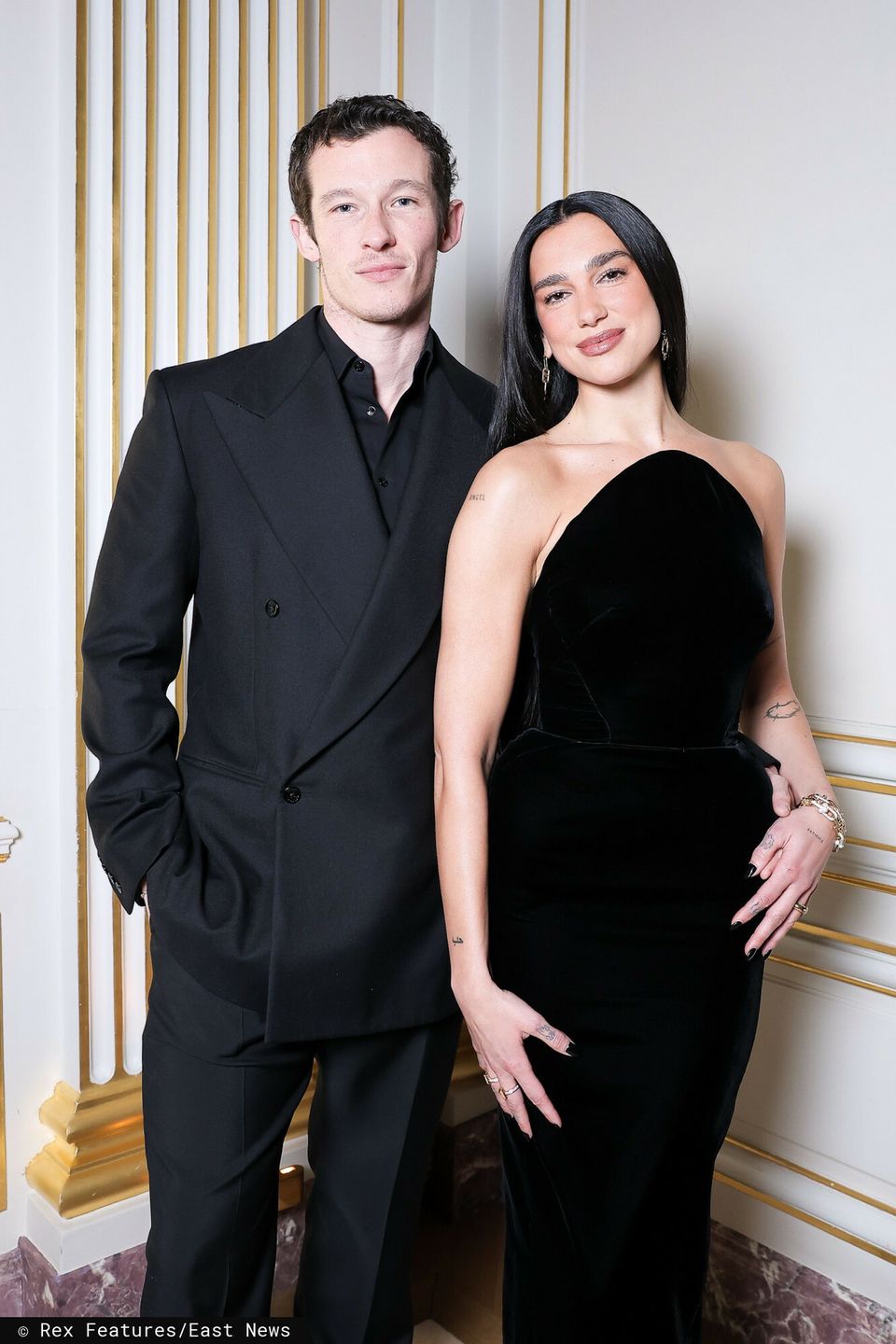 Dua Lipa i Callum Turner emanują miłością w Paryżu