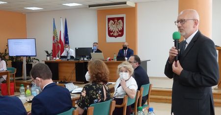 Śląskie. Był wakat po zmarłym staroście. W tajnym głosowaniu wybrano kandydata PiS-u