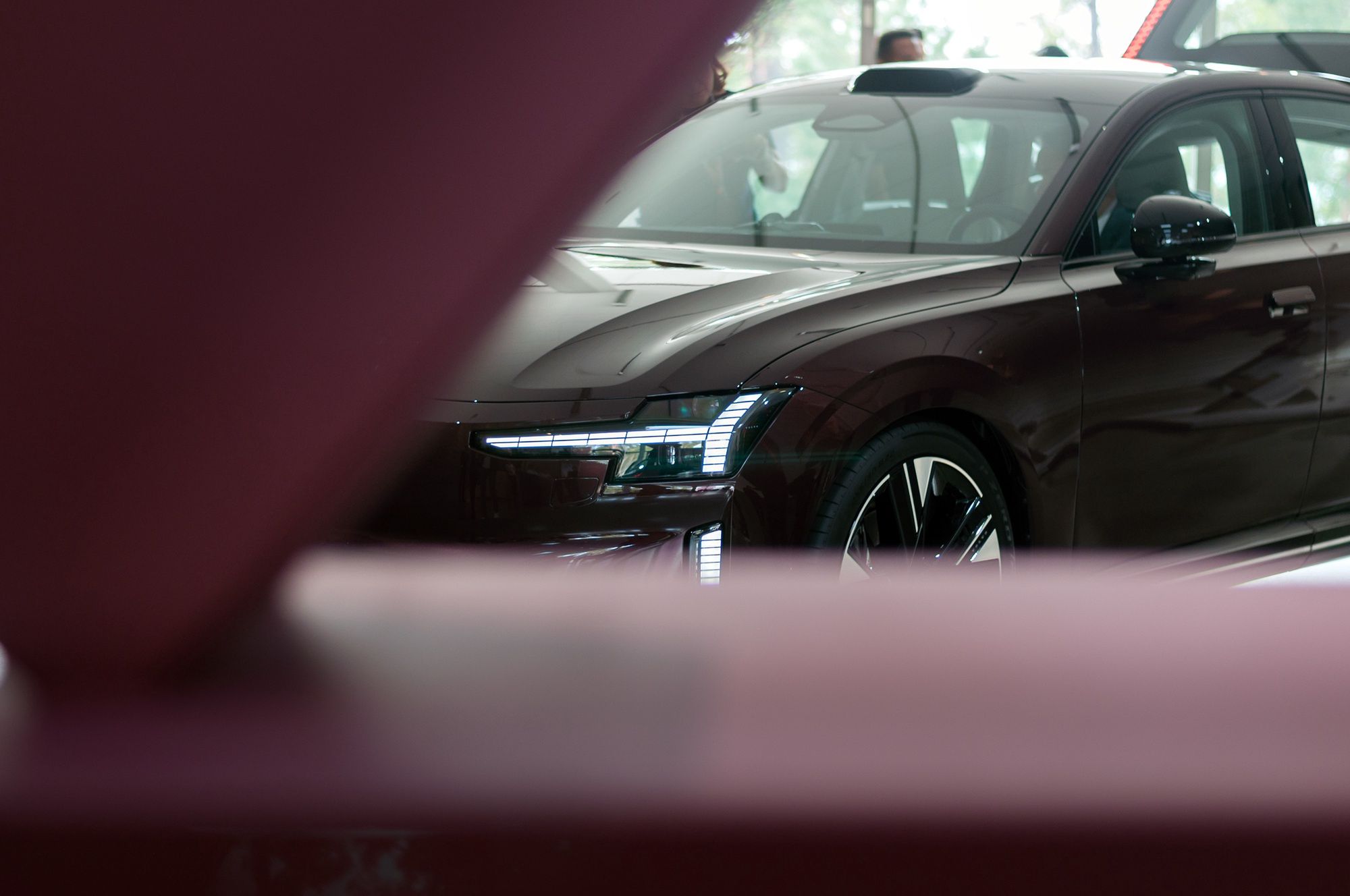Volvo ES90 (2025)