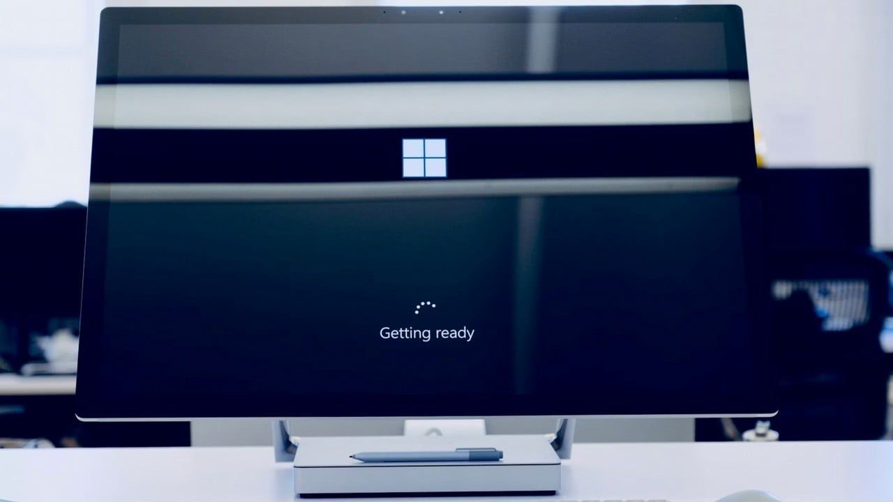 Windows 11 25H2 już dostępny. Nowa aktualizacja stawia bezpieczeństwo