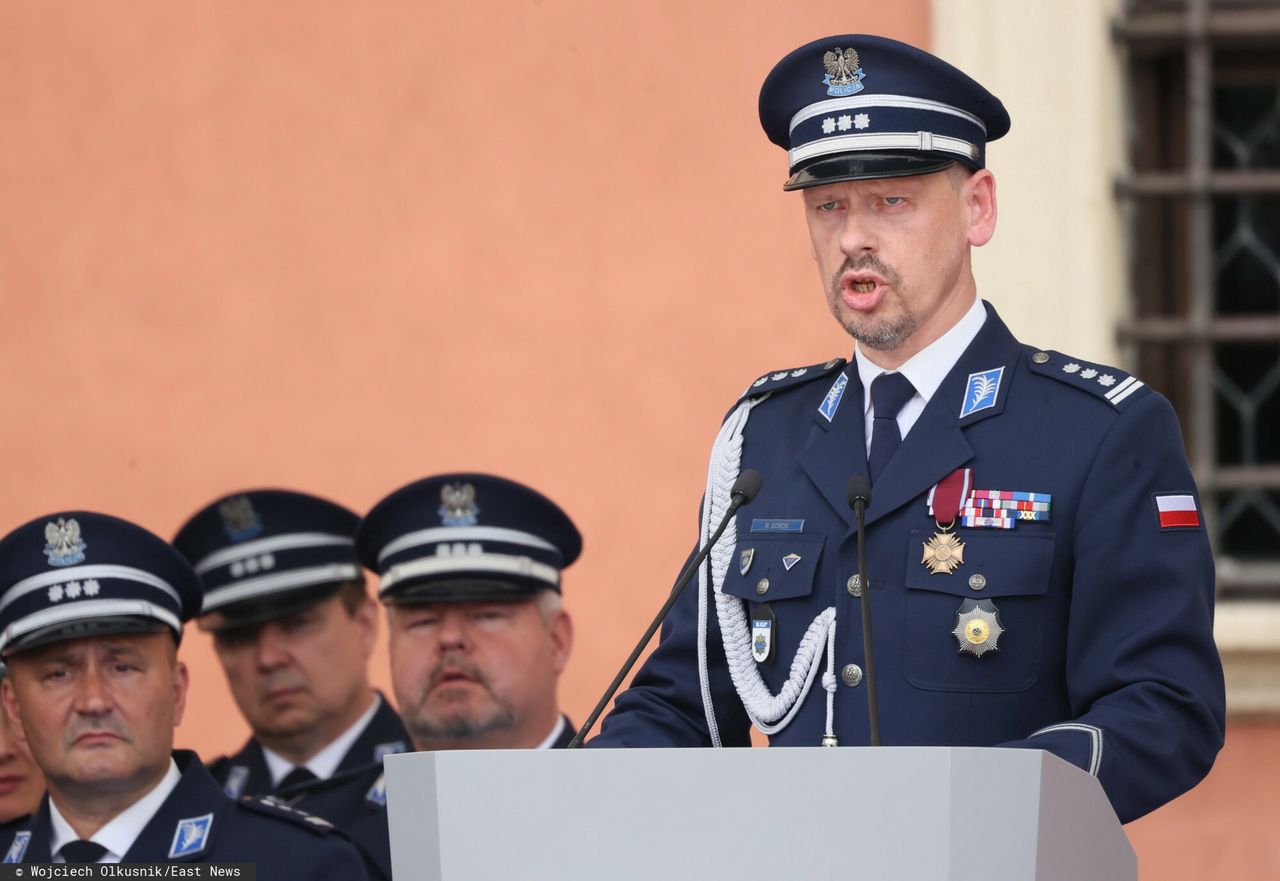 Szef policji: chętnych do służby nie brakuje. Jest inny problem