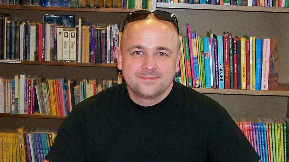 Koronawirus a kryzys. Dariusz Rekosz, organizator imprez kulturalnych musiał odwołać 52 spotkania z gwiazdami 