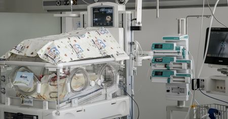 Niemowlę zmarło w szpitalu. Są zarzuty