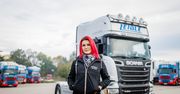 Jeżdżą na tirach. "Byłam traktowana jak maskotka parkingowa"