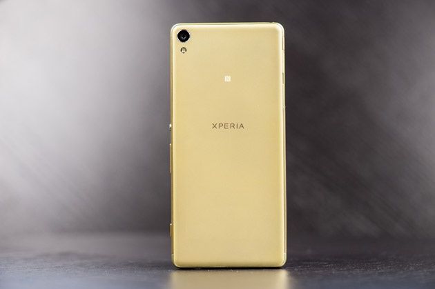 Sony Xperia XA - tył