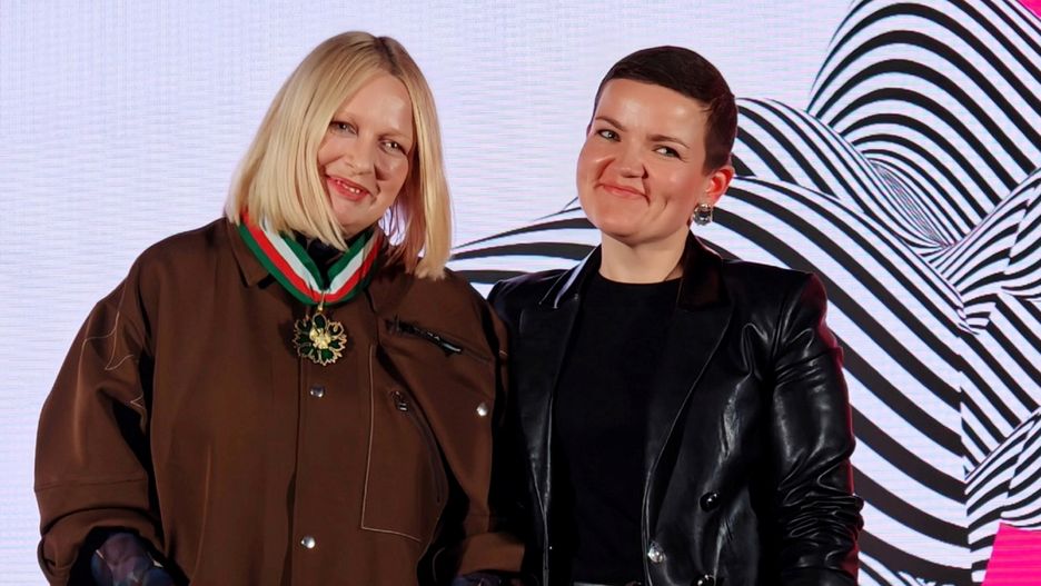 Katarzyna Nosowska i minister Marta Cienkowska