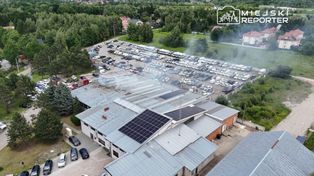 Pożar magazynu. Z ogniem przez 4 godziny walczyło 16 zastępów straży pożarnej