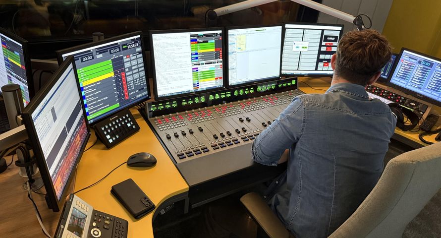 Osiem firm startuje w konkursie KRRiT na wolną częstotliwość