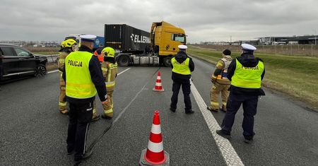 Mandaty za nagrywanie miejsca wypadku. Wiadomo, ile zapłacą kierowcy