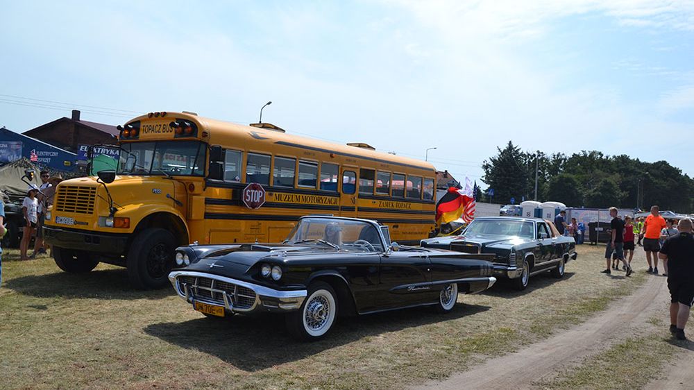 [h2]Szkolny autobus[/h2]