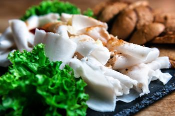 Kiedyś kojarzyło się z biedą i starodawną kuchnią. Teraz serwowane jest w restauracjach