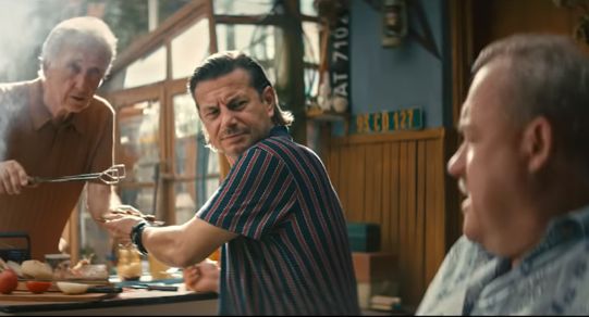 Carrefour prezentuje akt pierwszy kampanii "Act for Food" - Zdrowa Półka (wideo)