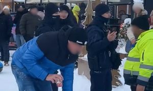 Sceny na Gubałówce. Przyjechała policja. "Koniec imprezy"