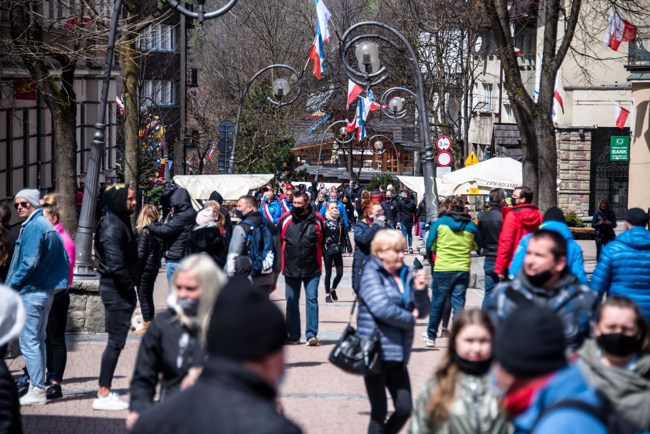 Górale płaczą przed majówką. "Straszna bieda, masa wolnych pokoi"