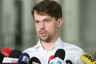 Nowe ustalenia Citizen Lab. Michał Kołodziejczak miał być inwigilowany Pegasusem