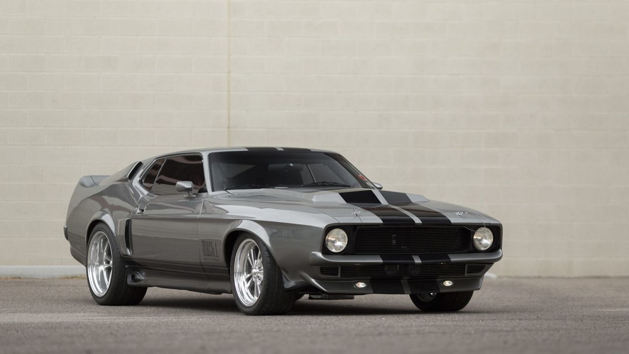 Restomod Ford Mustang Mach 1 z 1971 roku