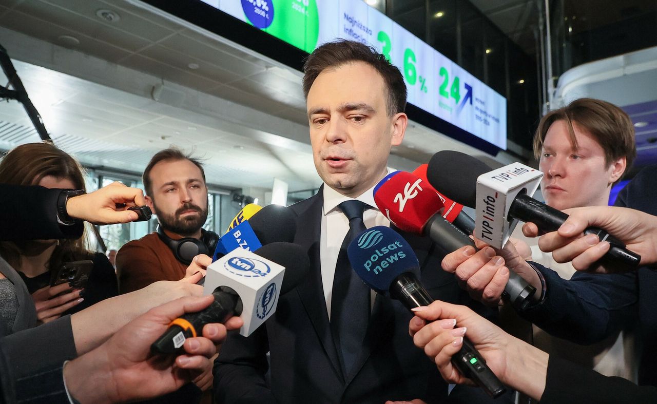 Rząd odpuszcza Glapińskiemu? Te słowa Domańskiego rzucają nowe światło