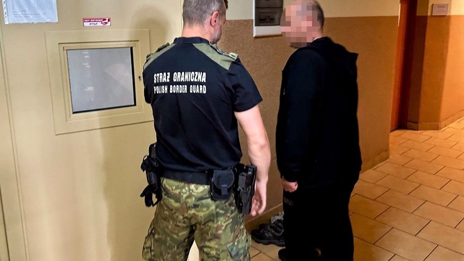 Funkcjonariusze z Nadodrzańskiego Oddziału Straży Granicznej po