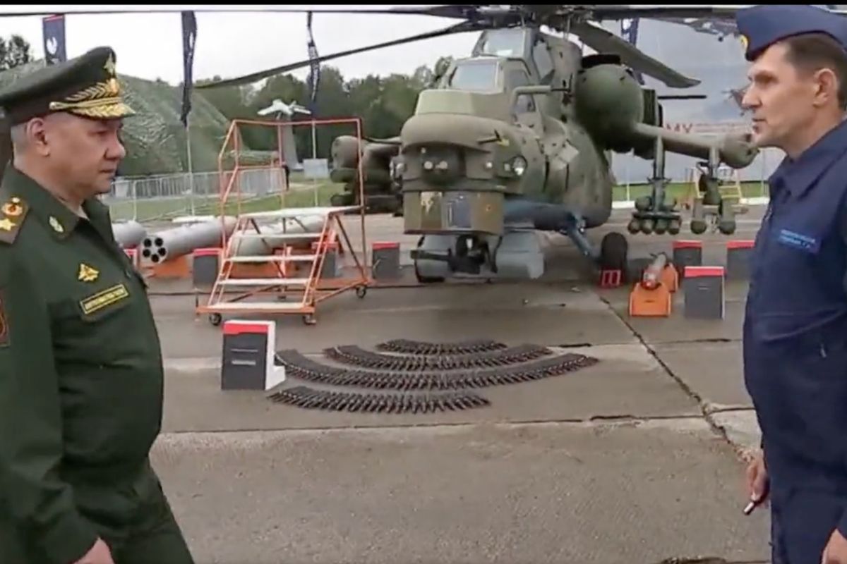 Inspekcja innowacji lotniczych. Szojgu zobaczył Mi-28NM