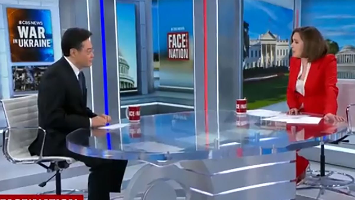 Ambasador Chin w Stanach Zjednoczonych Qin Gang odpowiadała na pytania dziennikarki CBS News Margaret Brennan 