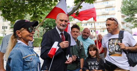 Sejm za uchyleniem immunitetu Macierewicza. Oto majątek posła i jego żony