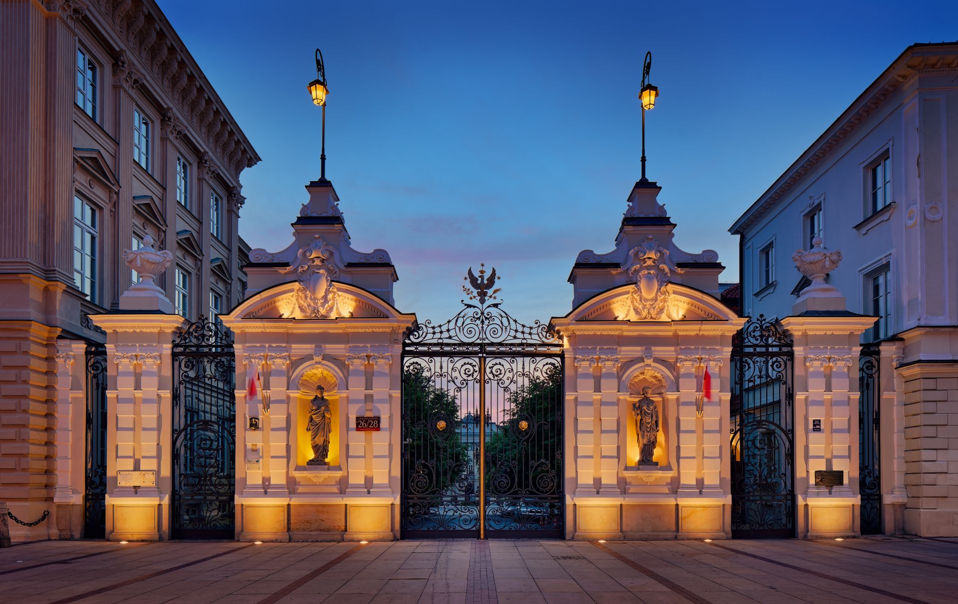 200 tys. plików w darknecie. Wyciek z Uniwersytetu Warszawskiego niepokoi