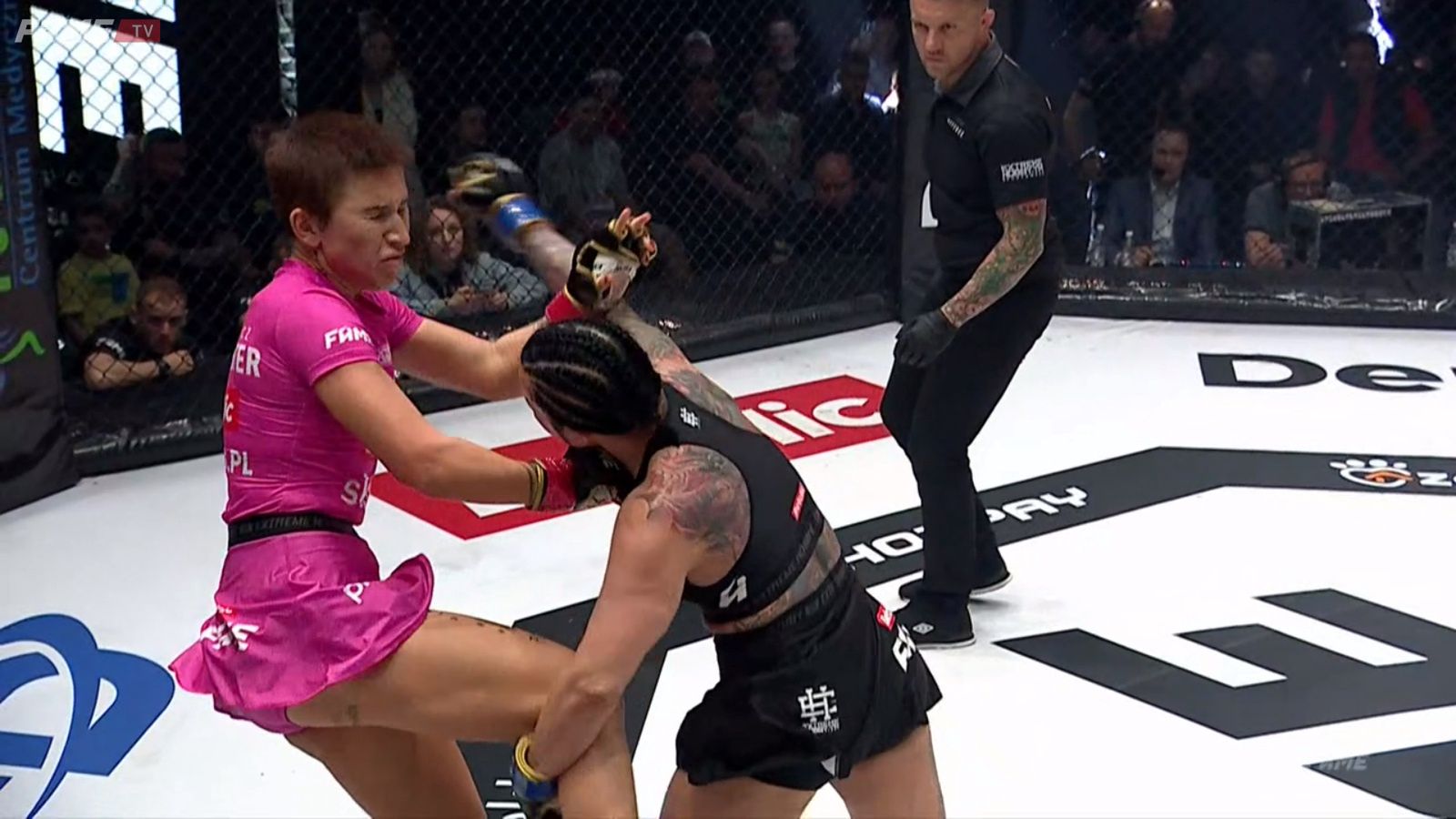 Fame MMA 10: Marta Linkiewicz kontra Kamila Wybrańczyk