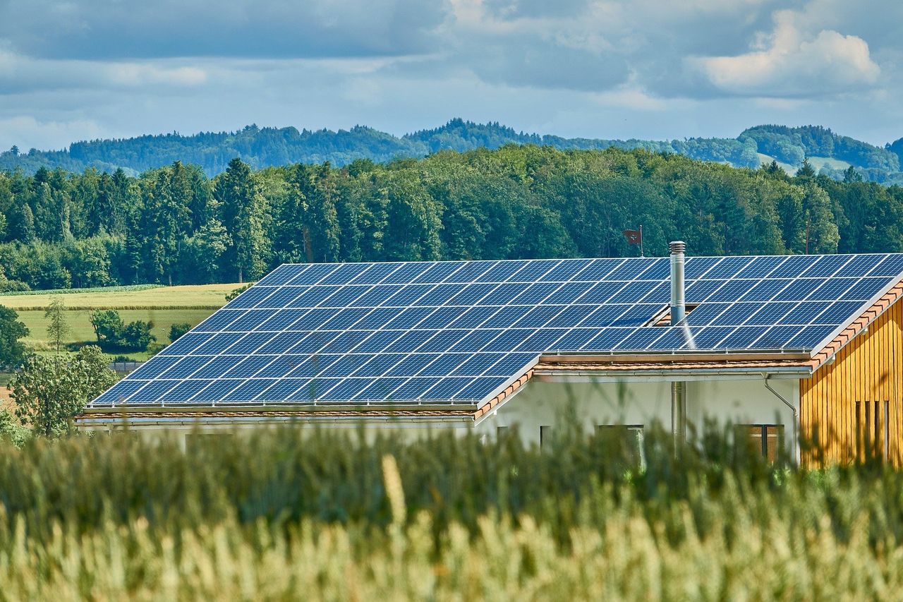 Panele podążające za słońcem. Polska technologia w Gruzji