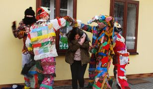 Не ображайтеся, якщо обіллють. Як проводять поливаний понеділок у Польщі