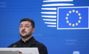 Wojenne sukcesy to za mało. Ukraina przegrywa bitwę o UE