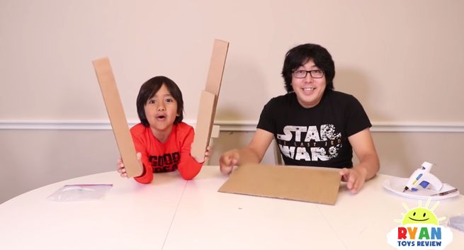 Najlepiej zarabiającym youtuberem na świecie został ośmiolatek