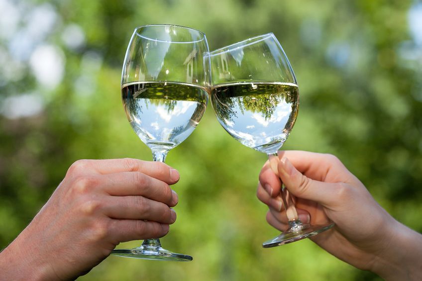 Piękne wlosy to efekt picia wody źródlanej