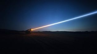 Laserowa broń przyszłości. Działa z prędkością 1 mld km/h