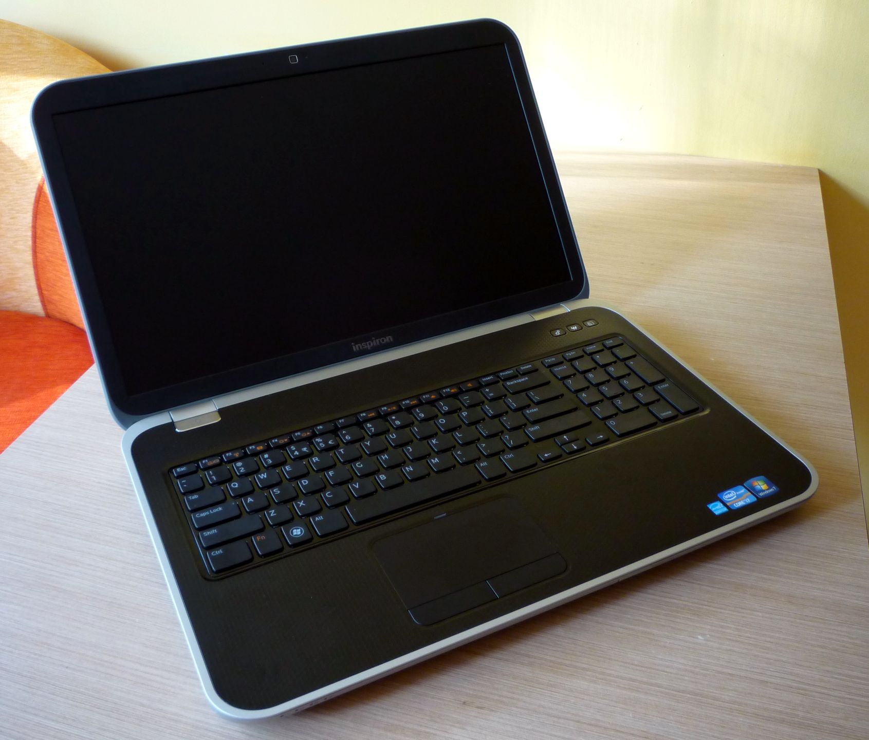 Dell Inspiron 17R Special Edition (7720) – dobry do wszystkiego? [test] 4