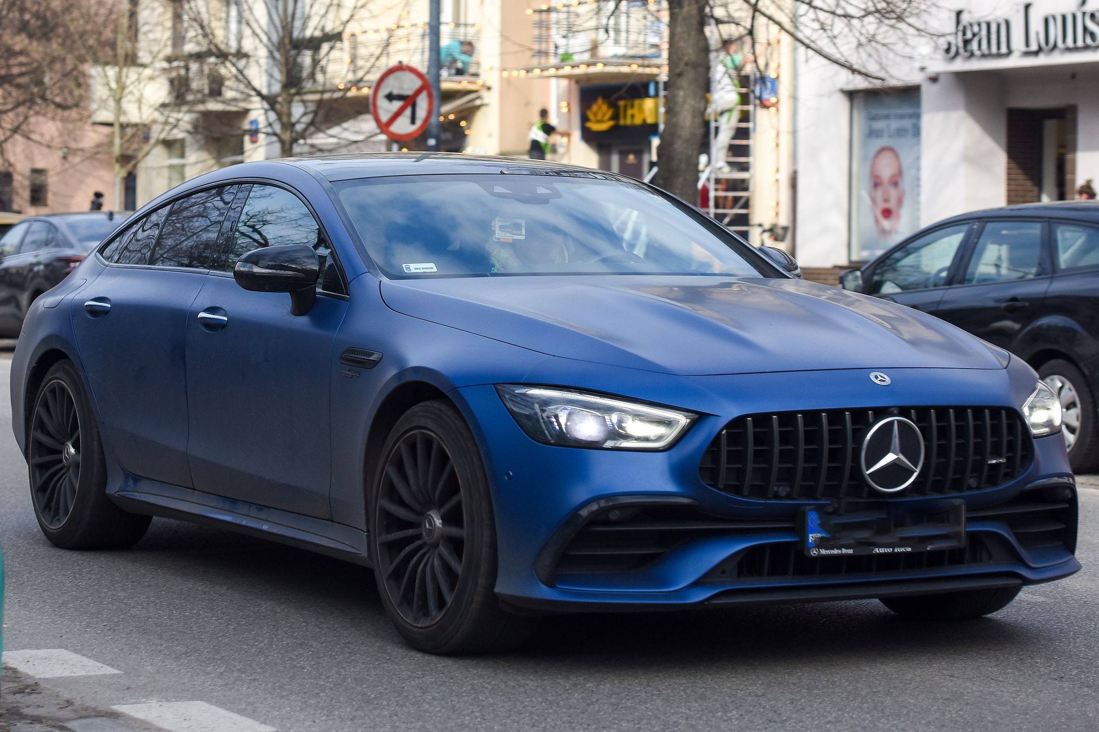 Olga Bołądź z mężem