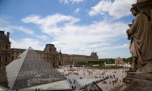 Nowe ustalenia po napadzie na Luwr. Chodzi o jednego z podejrzanych