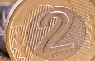 Klienci oczekują od banków darmowego konta i bezpłatnych wypłat z bankomatów