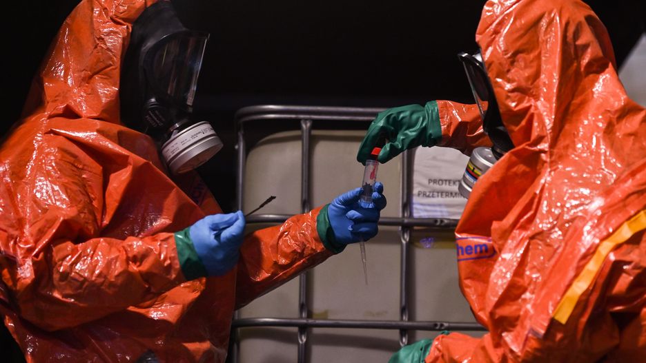 Jedna osoba została ranna w wyniku wybuchu zbiornika z substancją chemiczną w Wielkopolsce. Zdjęcie ilustracyjne