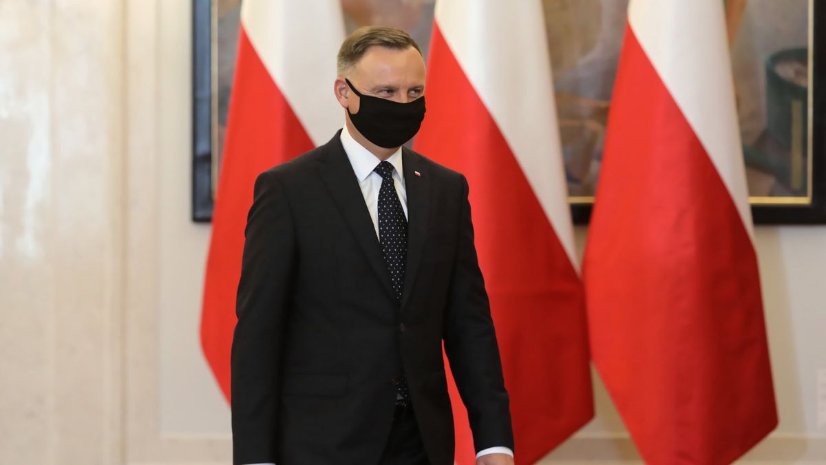 Warszawa, 30.06.2021. Prezydent Andrzej Duda podczas uroczystości powołania Rady ds. Energii, Środowiska i Zasobów Naturalnych, 30 bm. w Pałacu Prezydenckim w Warszawie. To kolejna Rada w ramach Narodowej Rady Rozwoju. (mr) PAP/Wojciech Olkuśnik