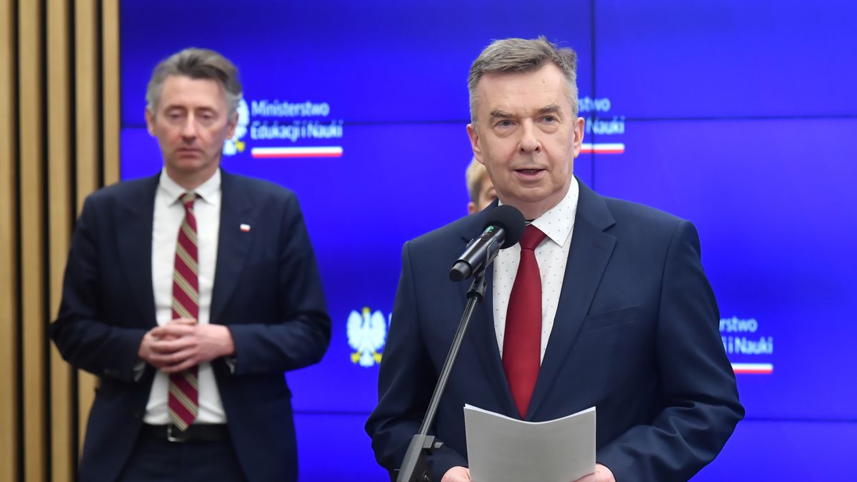 Minister nauki Dariusz Wieczorek  i podsekretarz stanu Maciej Gdula 