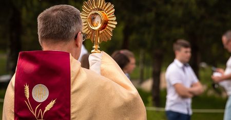 Ten cios będzie nokautujący dla Kościoła? Nadchodzą ciężkie czasy