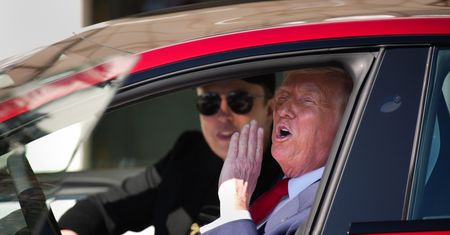 Tesla traciła jeszcze przed otwarciem amerykańskiej giełdy