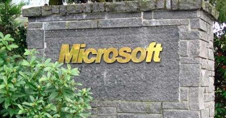 Umowa HTC-Microsoft, czyli 40 dolarów dla Microsoftu za każdy telefon z Androidem?