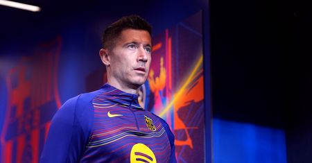Biznes Lewandowskiego. Sprzedał udziały za 1 zł