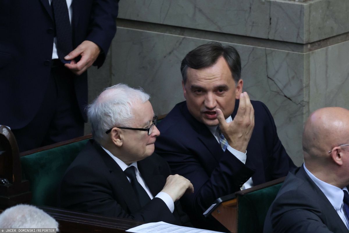 Jarosław Kaczyński i Zbigniew Ziobro. PiS nie może podzielić się subwencją z Suwerenną Polską
