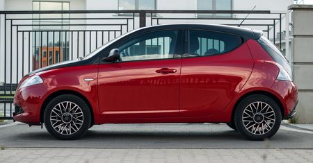 Lancia Ypsilon S 1,2 Momo Design - test [galeria]